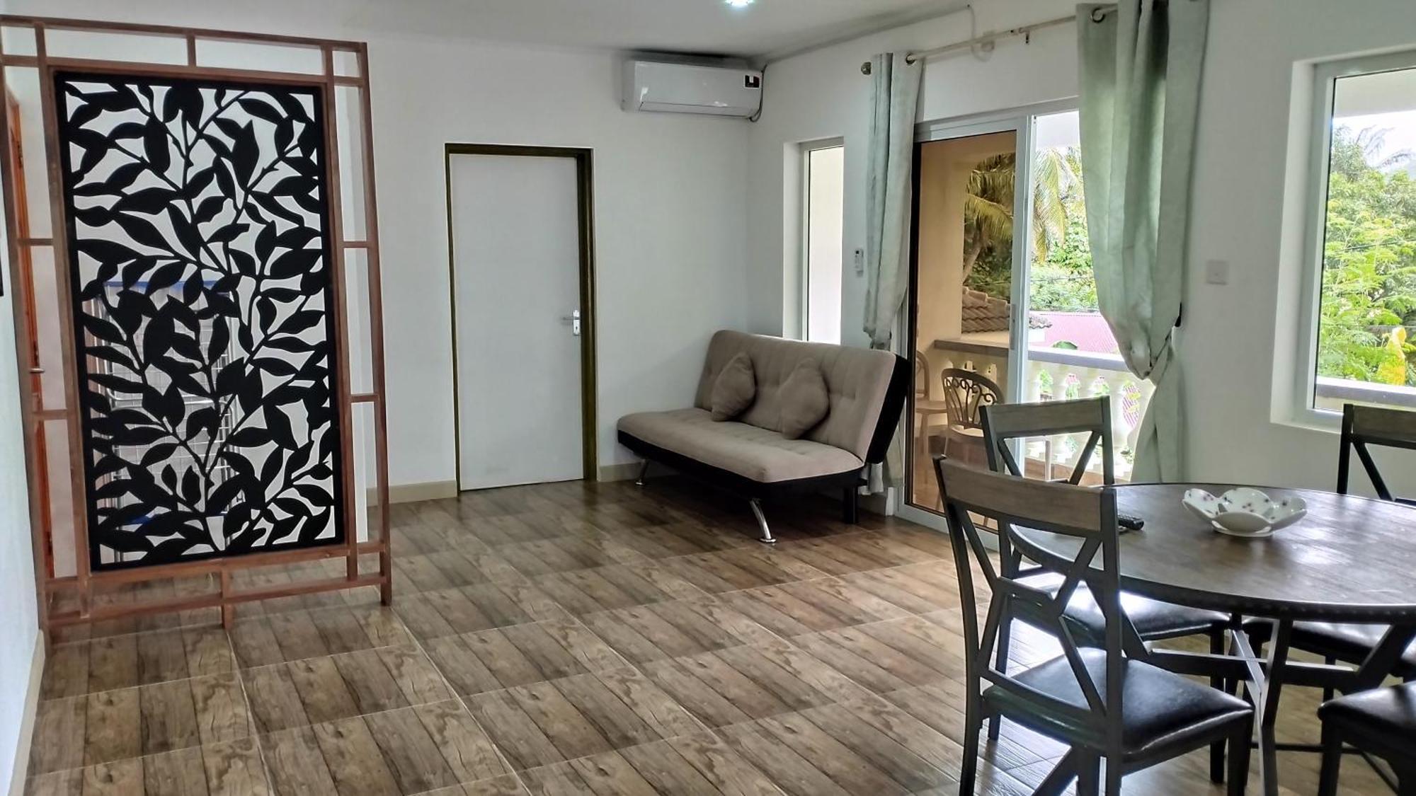 Dovass Self Catering Apartments Takamaka Zimmer foto