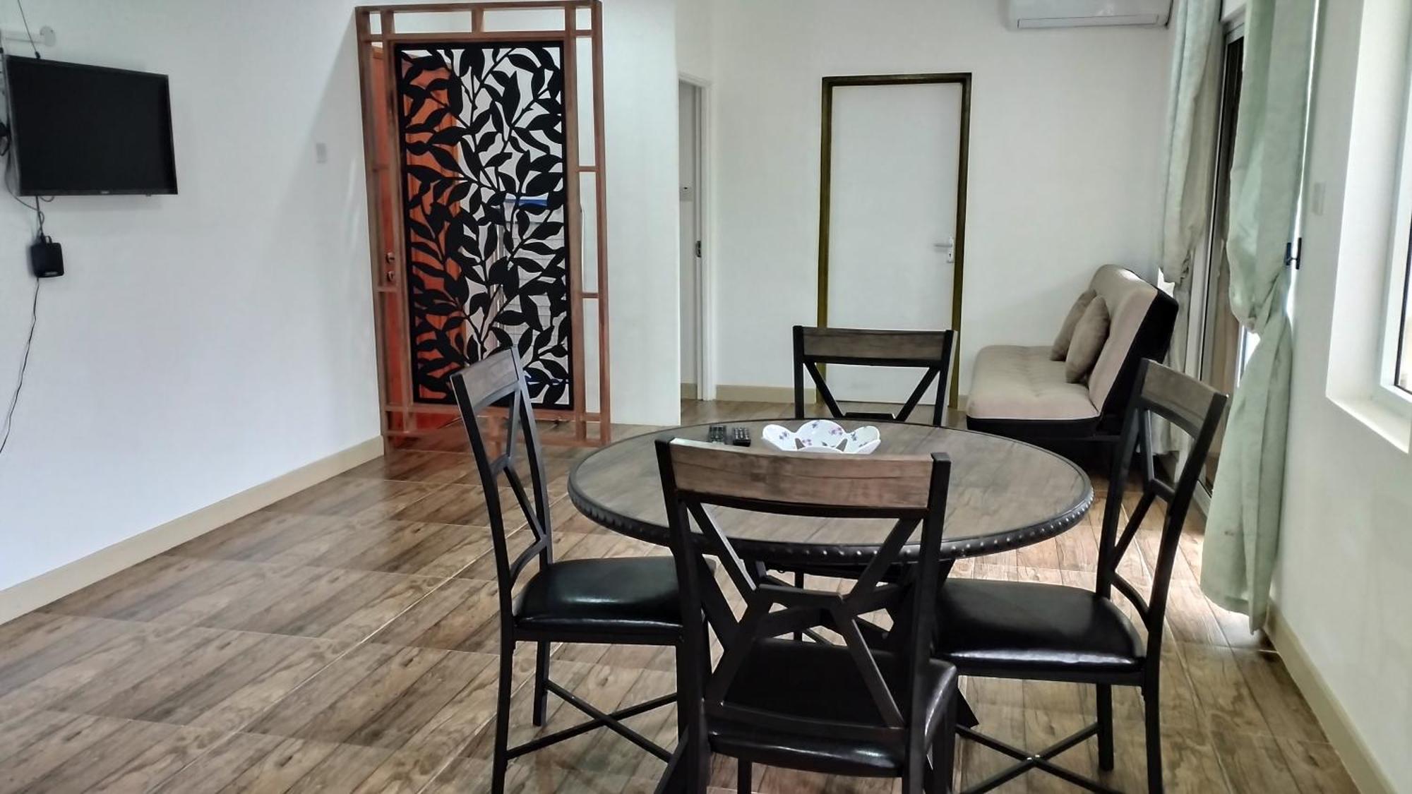 Dovass Self Catering Apartments Takamaka Zimmer foto